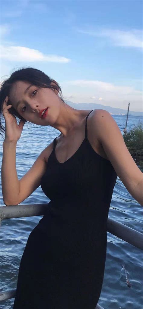 秋意渐浓，城市中的一隅温情角落悄然升温